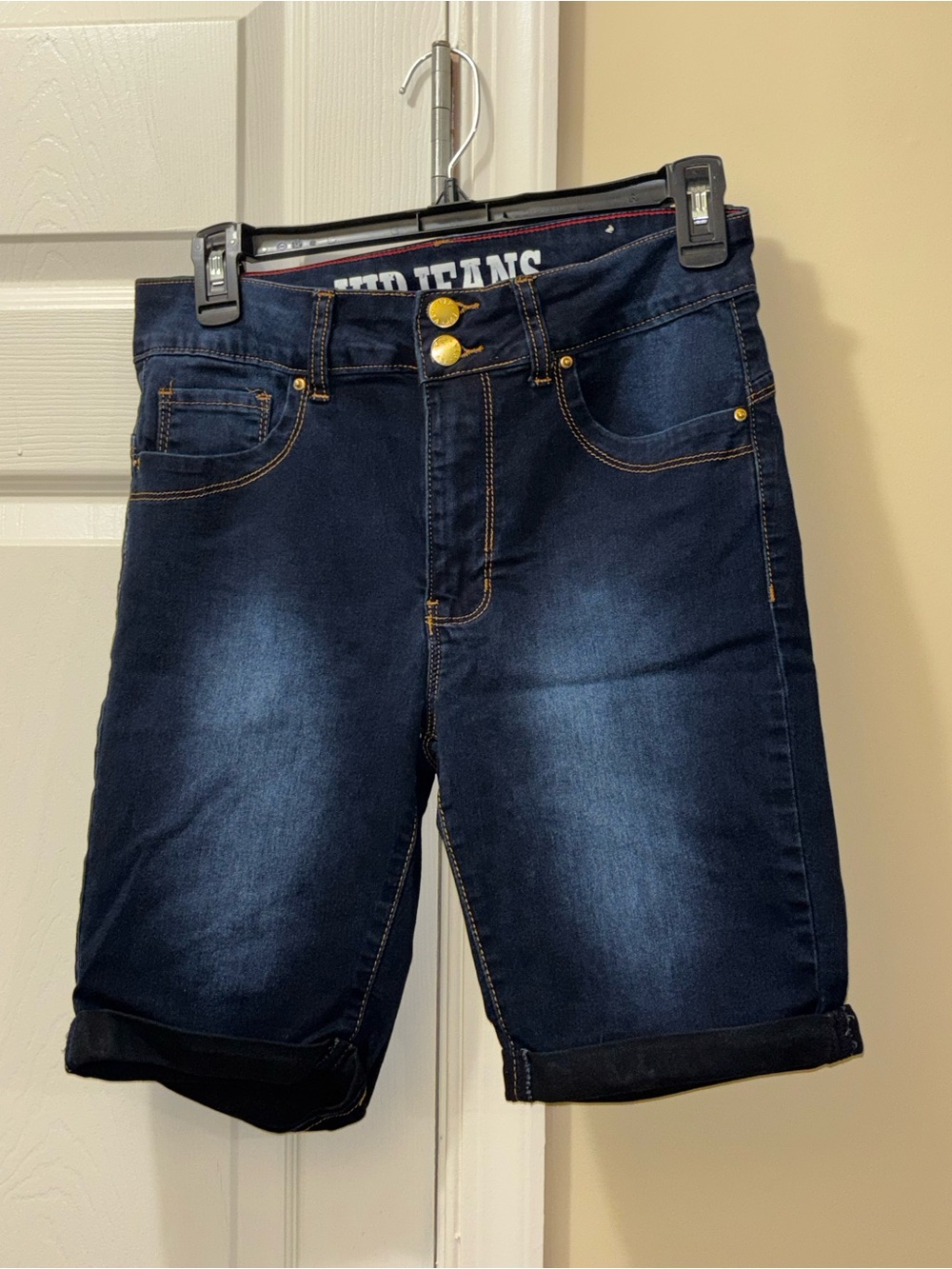 VIP Jeans Junior’s Mid Rise Shorts Size 9/10  Blue Denim Stretch Skinny Booty